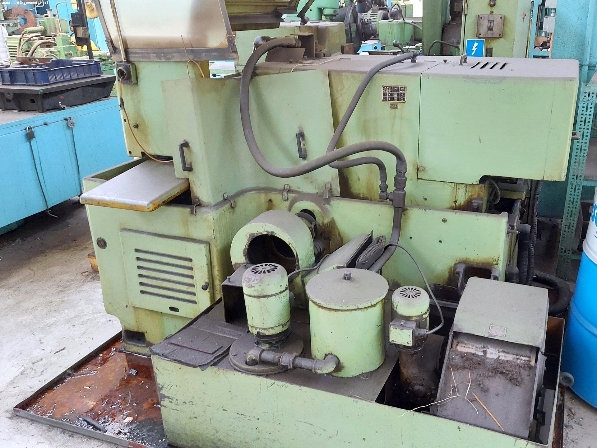 Rettificatrice per filetti STANKOIMPORT 5822M in vendita - foto 3